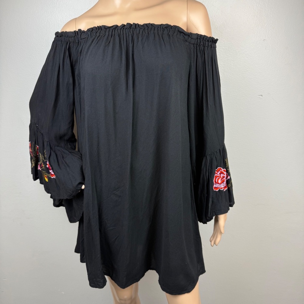 Feathers Whimsigoth Black Tunic XL | Off Shoulder Bell Sleeve Rose Embroider Top